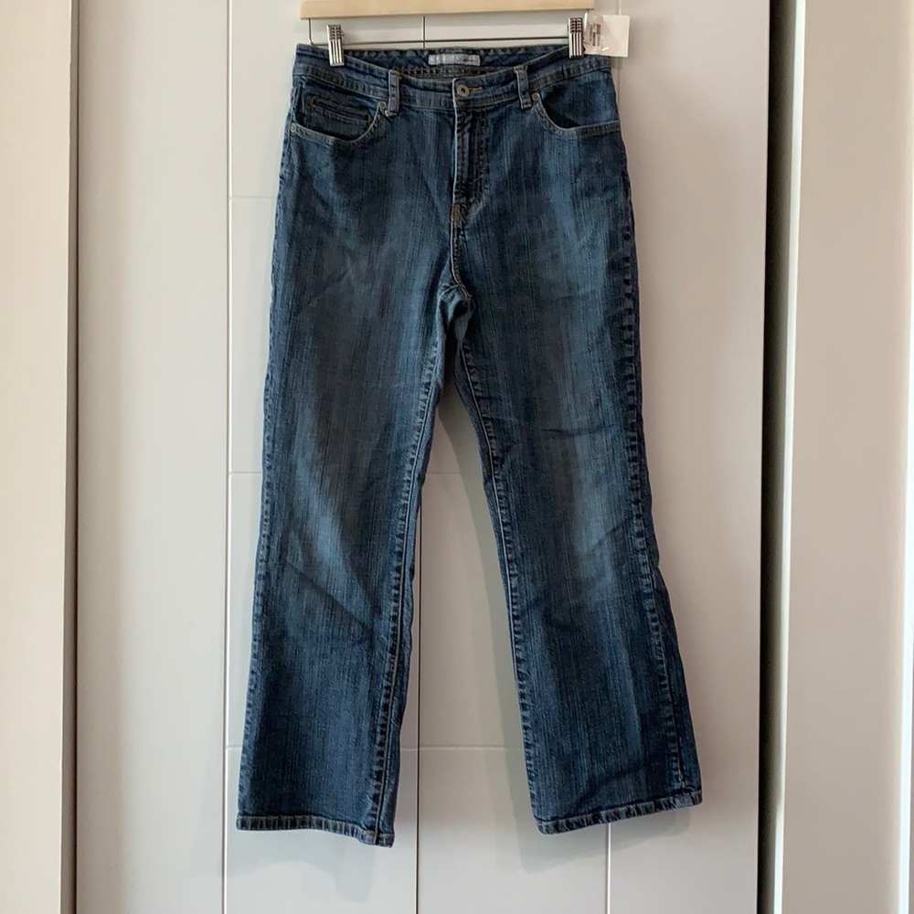 Women’s Chico’s Platinum Jeans Color Blue Size 1